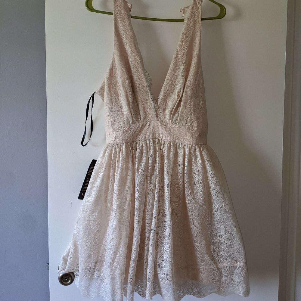Bebe dress - Picture 3 of 9